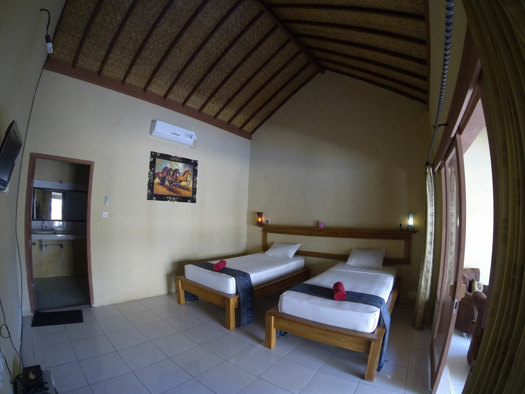 Indigenous Bungalow Гили Траванган Экстерьер фото